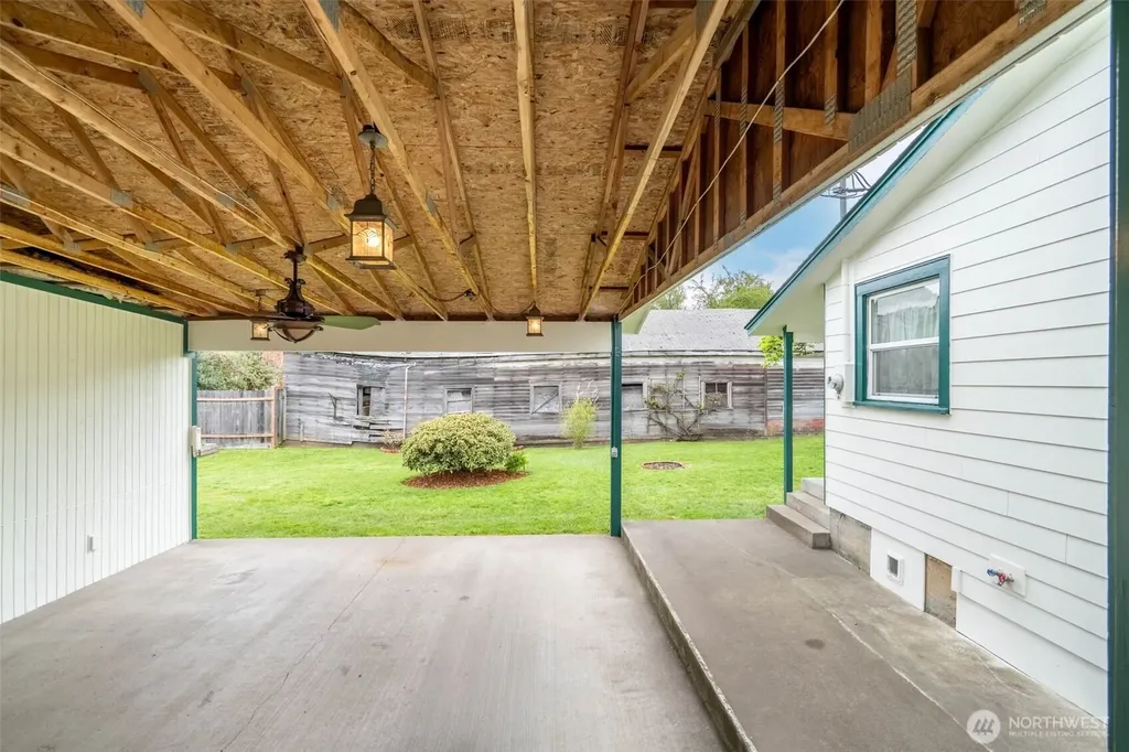 1201 N Tower Avenue Centralia WA 98531