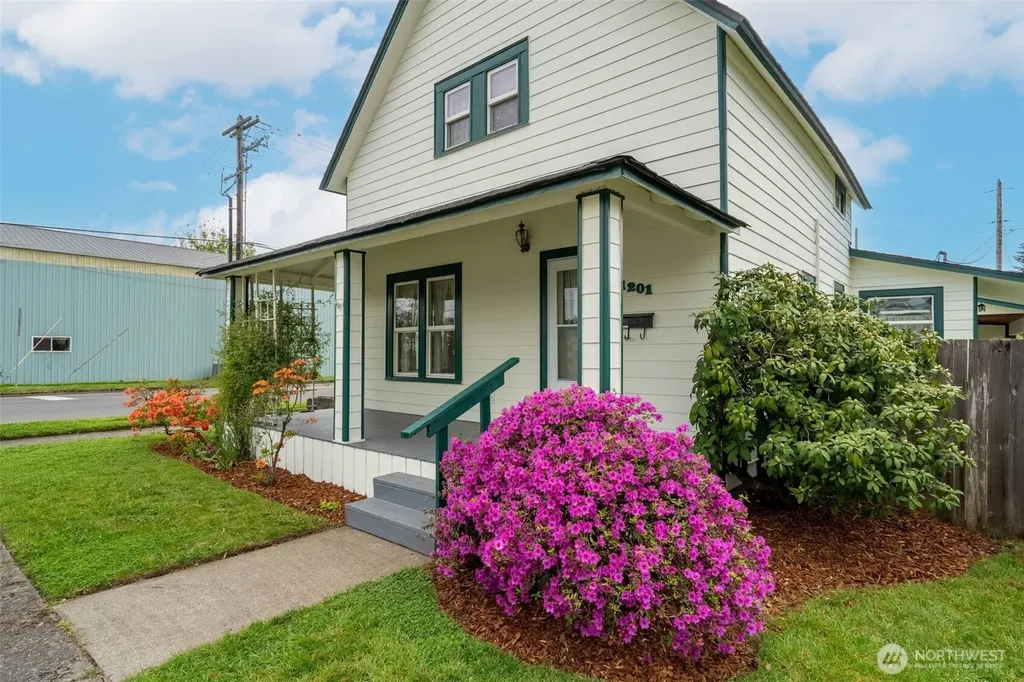 1201 N Tower Avenue Centralia WA 98531