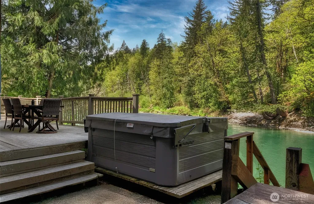 50321 Loop Road Gold Bar WA 98251
