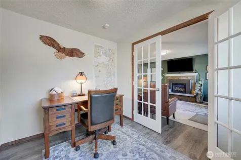 4273 Pioneer Place SE Port Orchard WA 98366