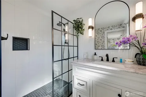 4273 Pioneer Place SE Port Orchard WA 98366