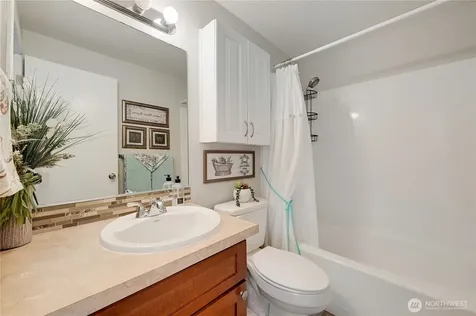 4273 Pioneer Place SE Port Orchard WA 98366