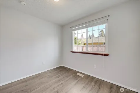 4273 Pioneer Place SE Port Orchard WA 98366