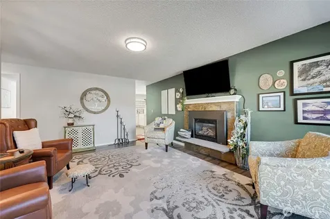 4273 Pioneer Place SE Port Orchard WA 98366