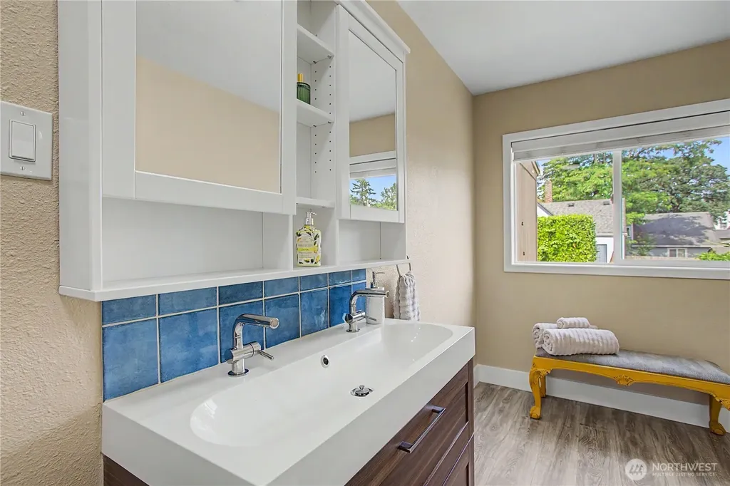 1035 5th Street Washougal WA 98671