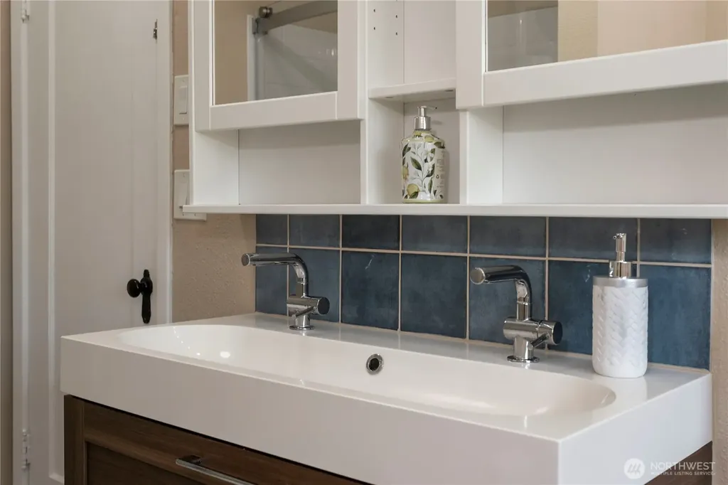 1035 5th Street Washougal WA 98671