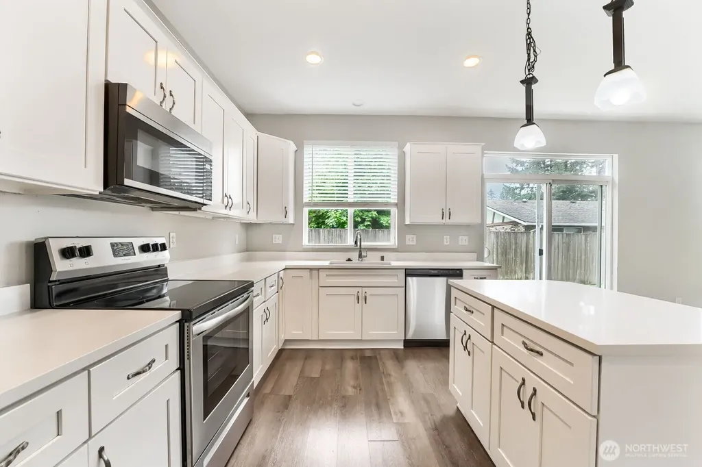 3526 181st Street E Tacoma WA 98446