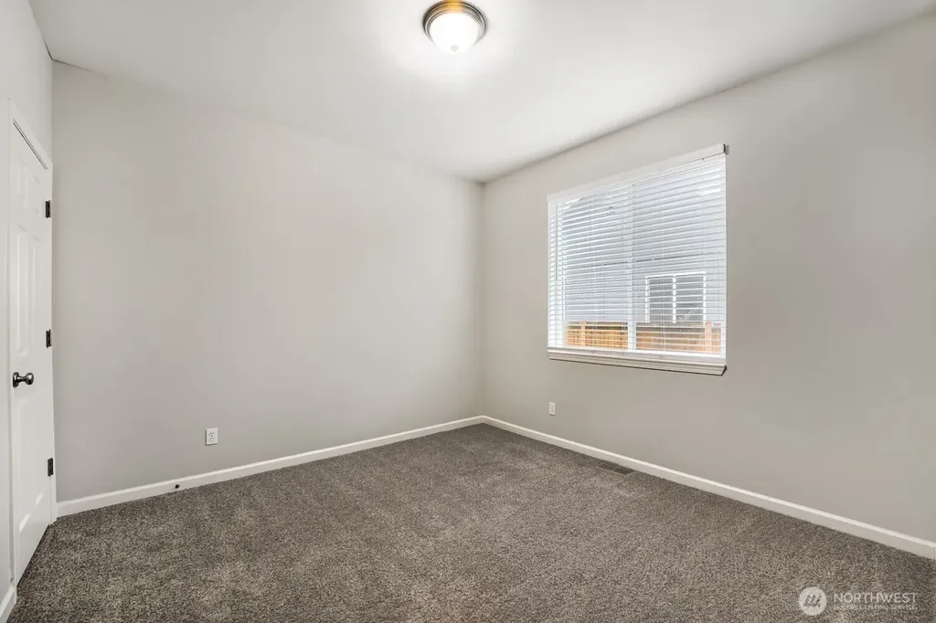 3526 181st Street E Tacoma WA 98446