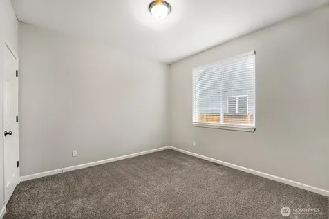 3526 181st Street E Tacoma WA 98446