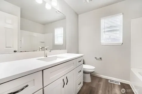 3526 181st Street E Tacoma WA 98446