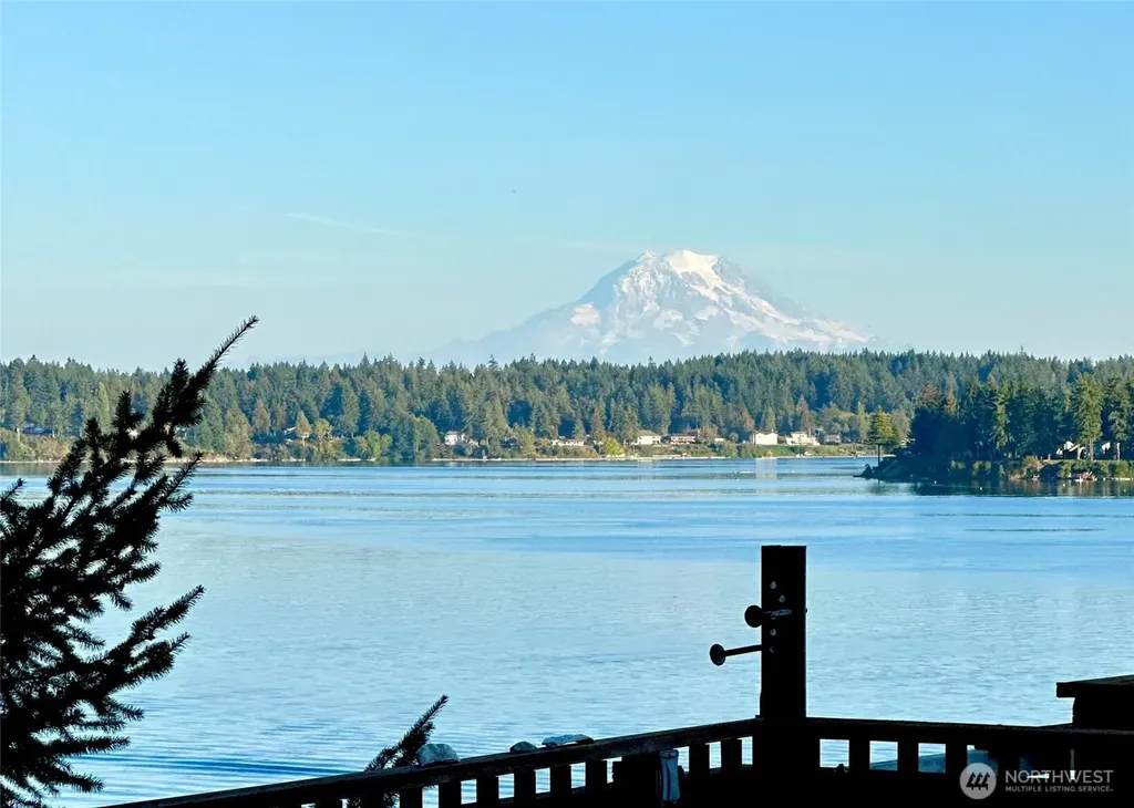 170 E Camus Drive Shelton WA 98584
