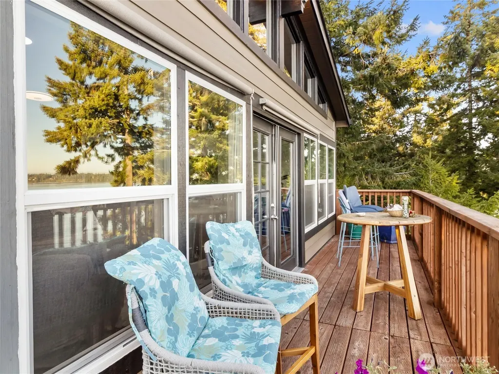 170 E Camus Drive Shelton WA 98584