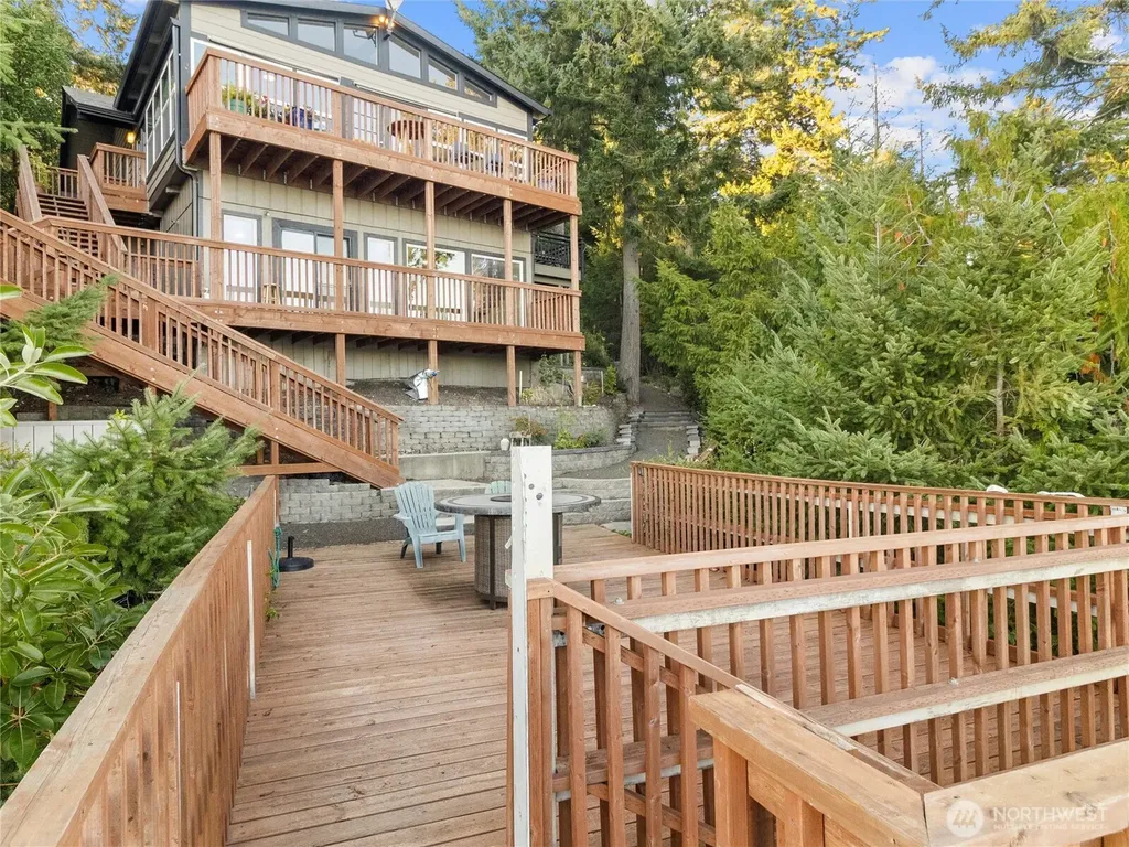 170 E Camus Drive Shelton WA 98584
