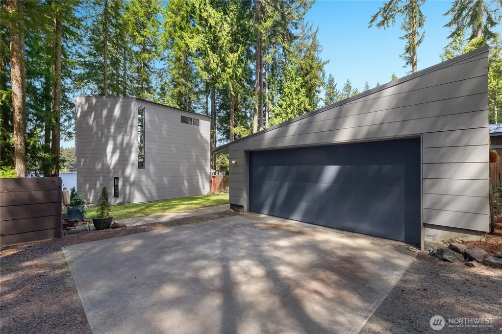 451 E Ballantrae Drive Shelton WA 98584