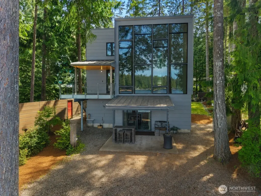 451 E Ballantrae Drive Shelton WA 98584