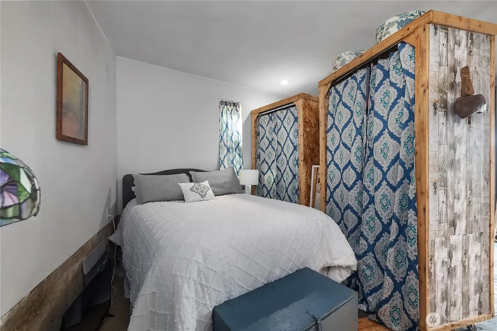 451 E Ballantrae Drive Shelton WA 98584