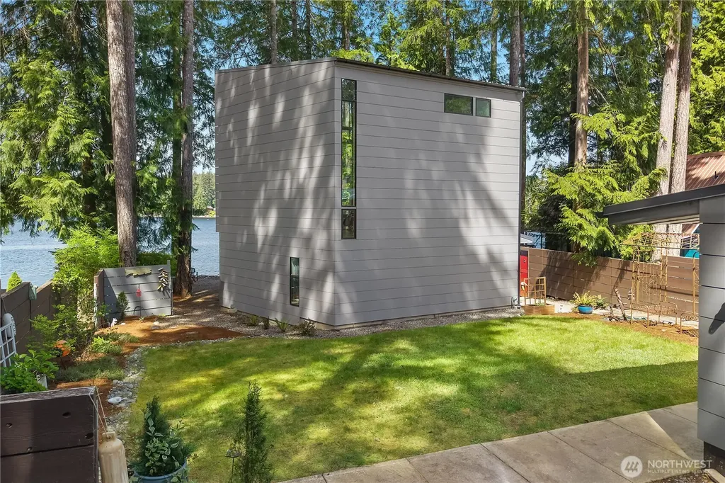 451 E Ballantrae Drive Shelton WA 98584