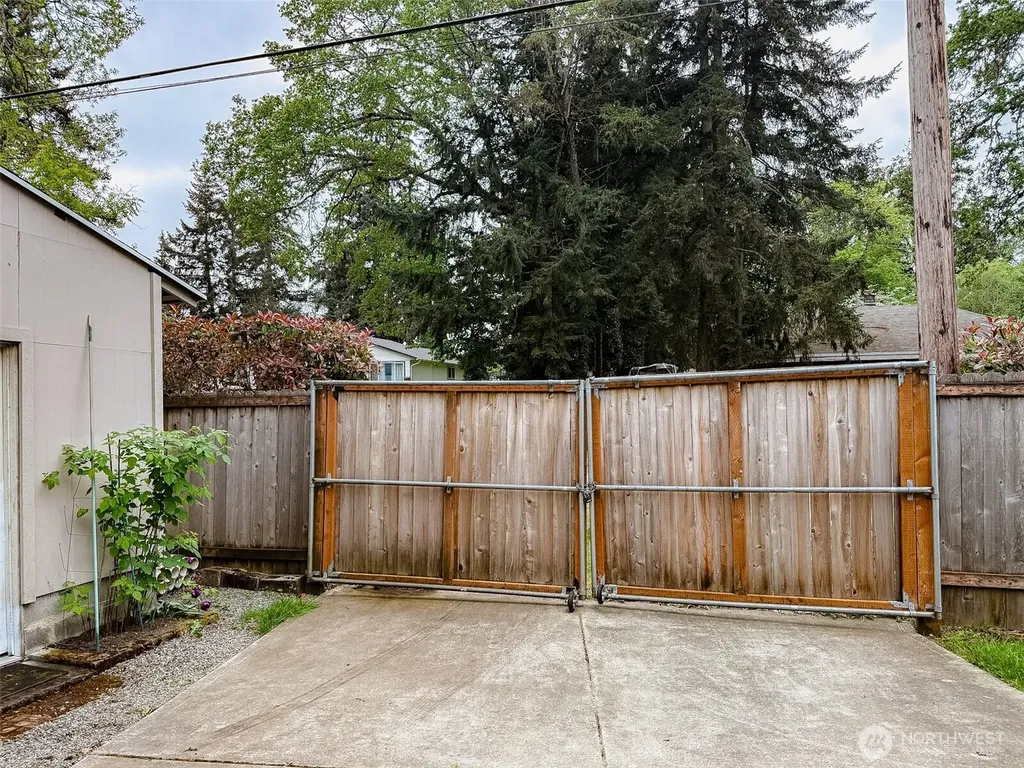 210 166th Street E Spanaway WA 98387