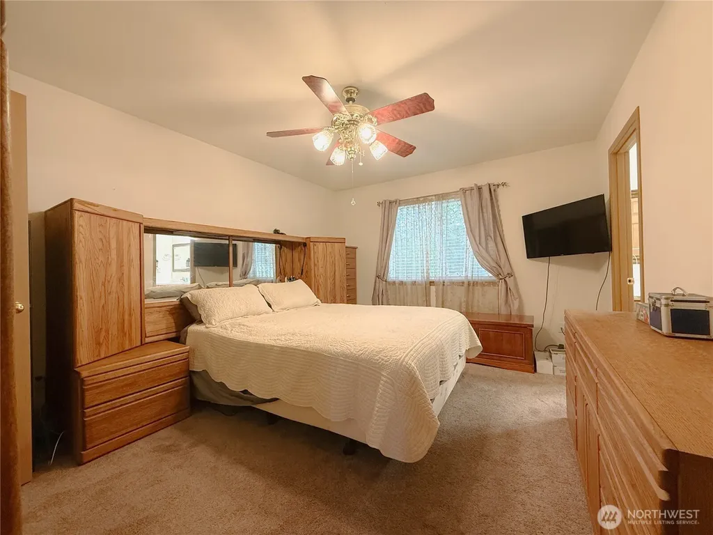 210 166th Street E Spanaway WA 98387