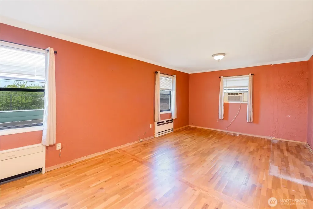 623 E 10th Street Port Angeles WA 98362