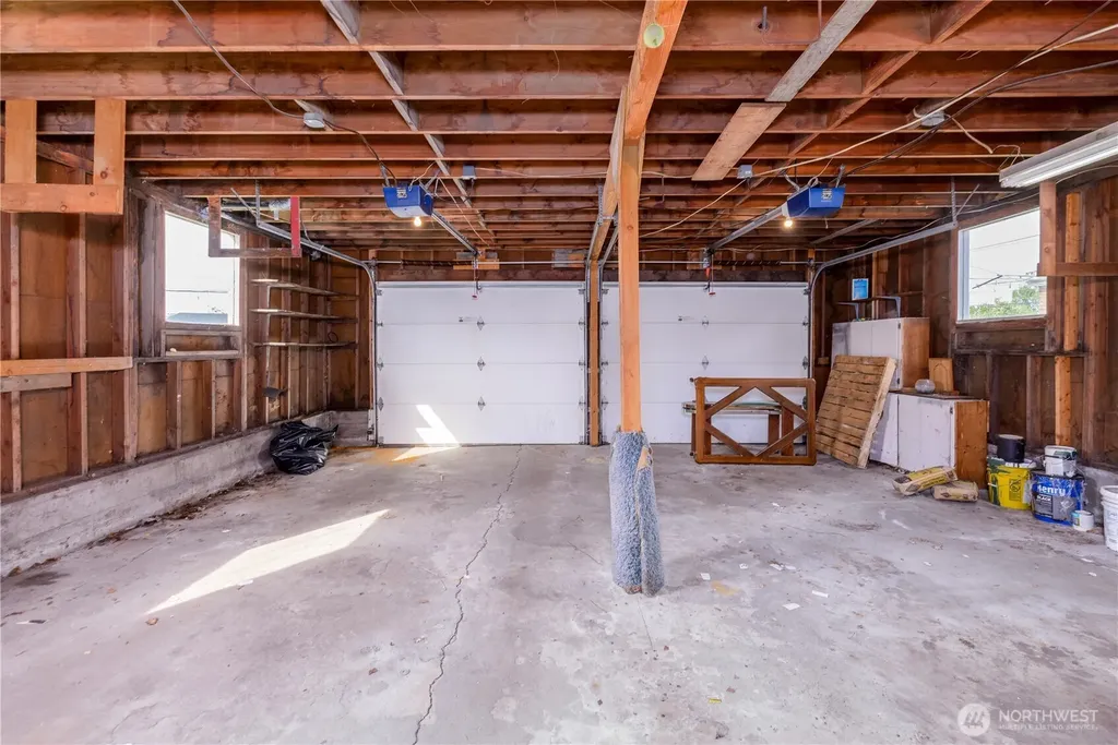 623 E 10th Street Port Angeles WA 98362