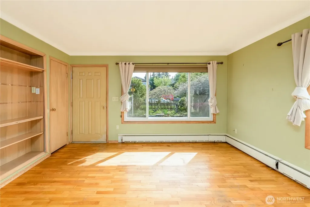623 E 10th Street Port Angeles WA 98362