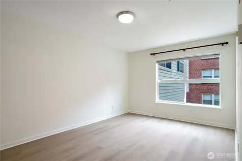 621 5th Avenue N Seattle WA 98109