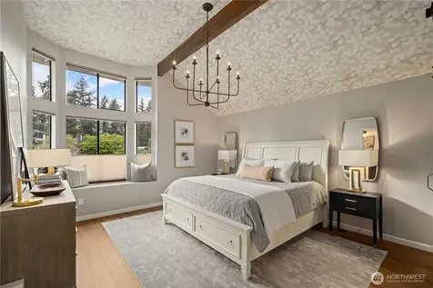 1824 180th Avenue NE Bellevue WA 98008