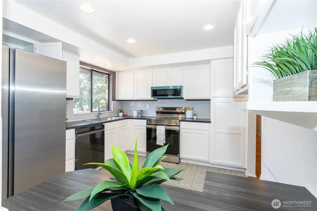 2104 N 188th Street Shoreline WA 98133