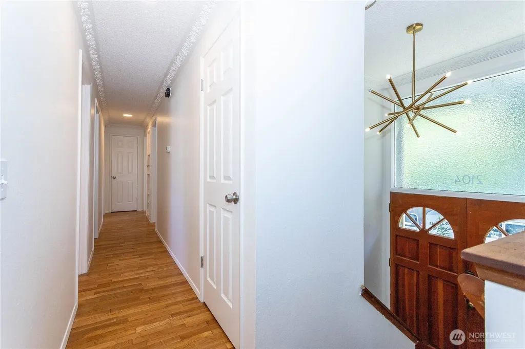 2104 N 188th Street Shoreline WA 98133