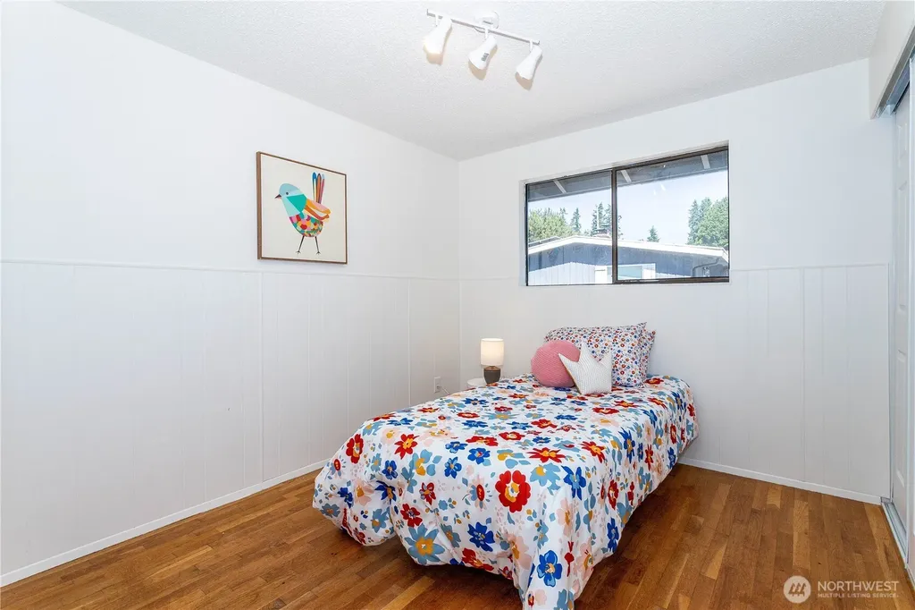 2104 N 188th Street Shoreline WA 98133