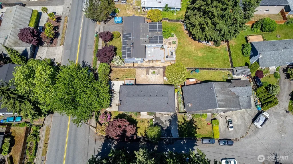 2104 N 188th Street Shoreline WA 98133