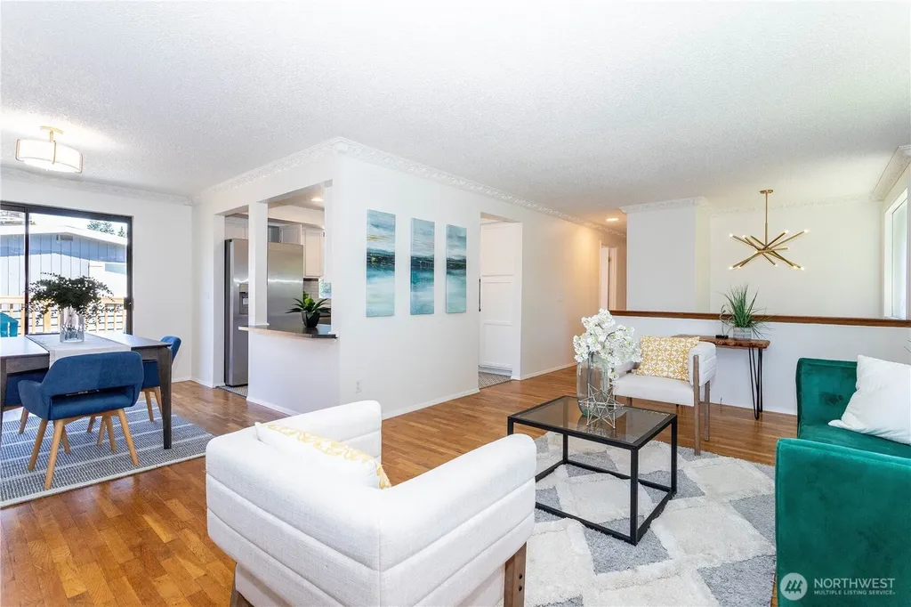 2104 N 188th Street Shoreline WA 98133