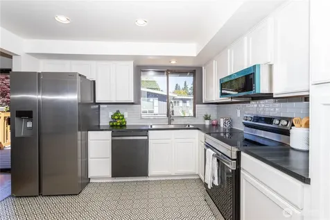 2104 N 188th Street Shoreline WA 98133
