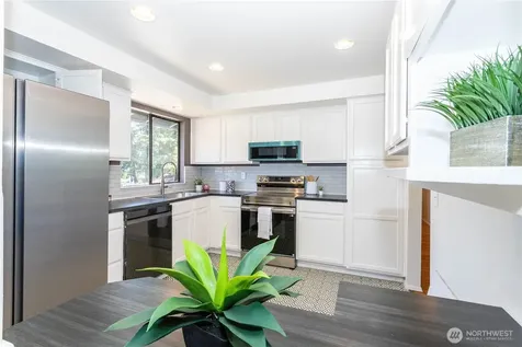 2104 N 188th Street Shoreline WA 98133
