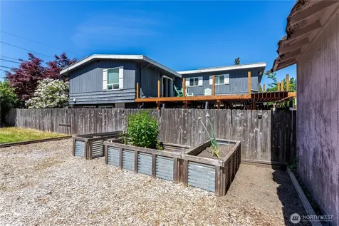 2104 N 188th Street Shoreline WA 98133
