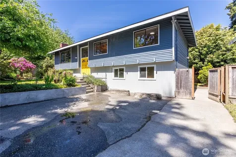2104 N 188th Street Shoreline WA 98133