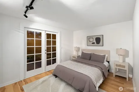 6620 28th Avenue NW Seattle WA 98117