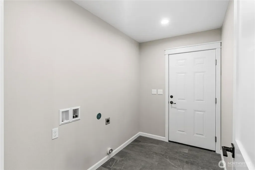 1010 Macfarlane Street Aberdeen WA 98520