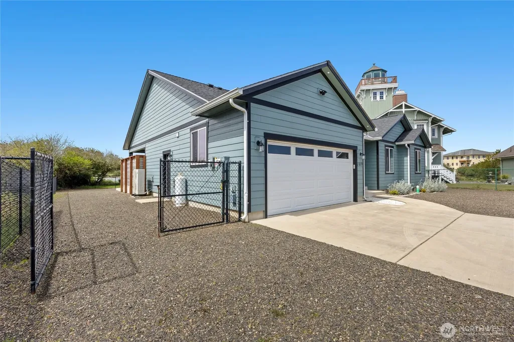 1019 Wawona Avenue SE Ocean Shores WA 98569