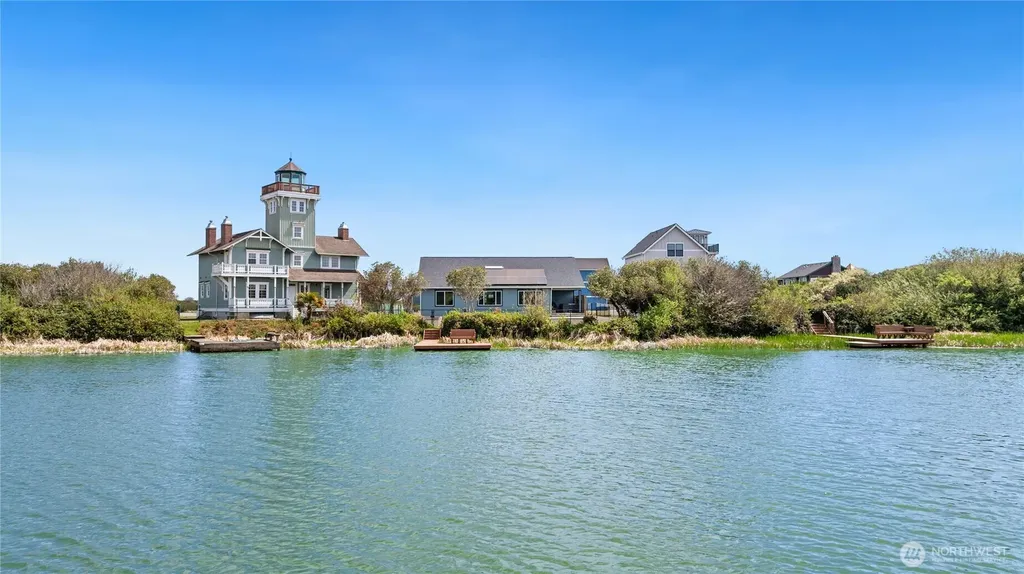 1019 Wawona Avenue SE Ocean Shores WA 98569