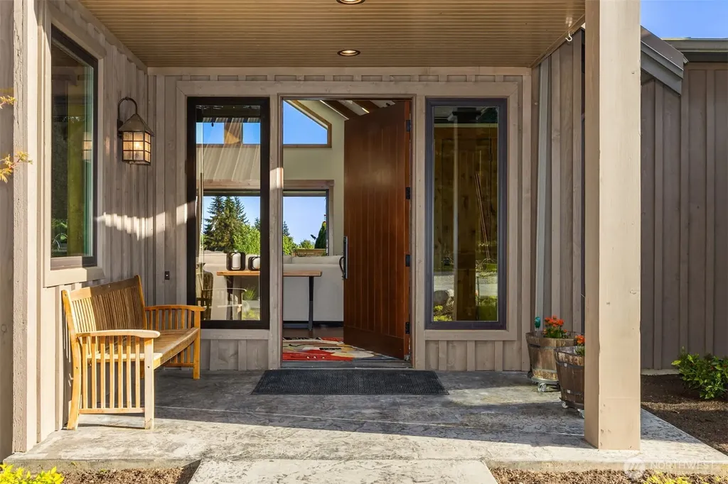 26868 Sunnyview Lane NE Kingston WA 98346