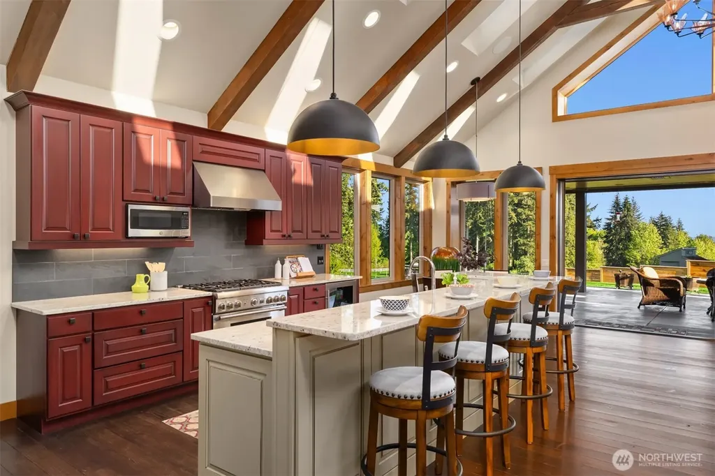 26868 Sunnyview Lane NE Kingston WA 98346