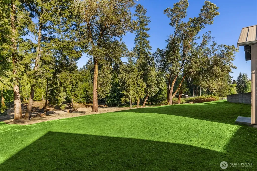 26868 Sunnyview Lane NE Kingston WA 98346