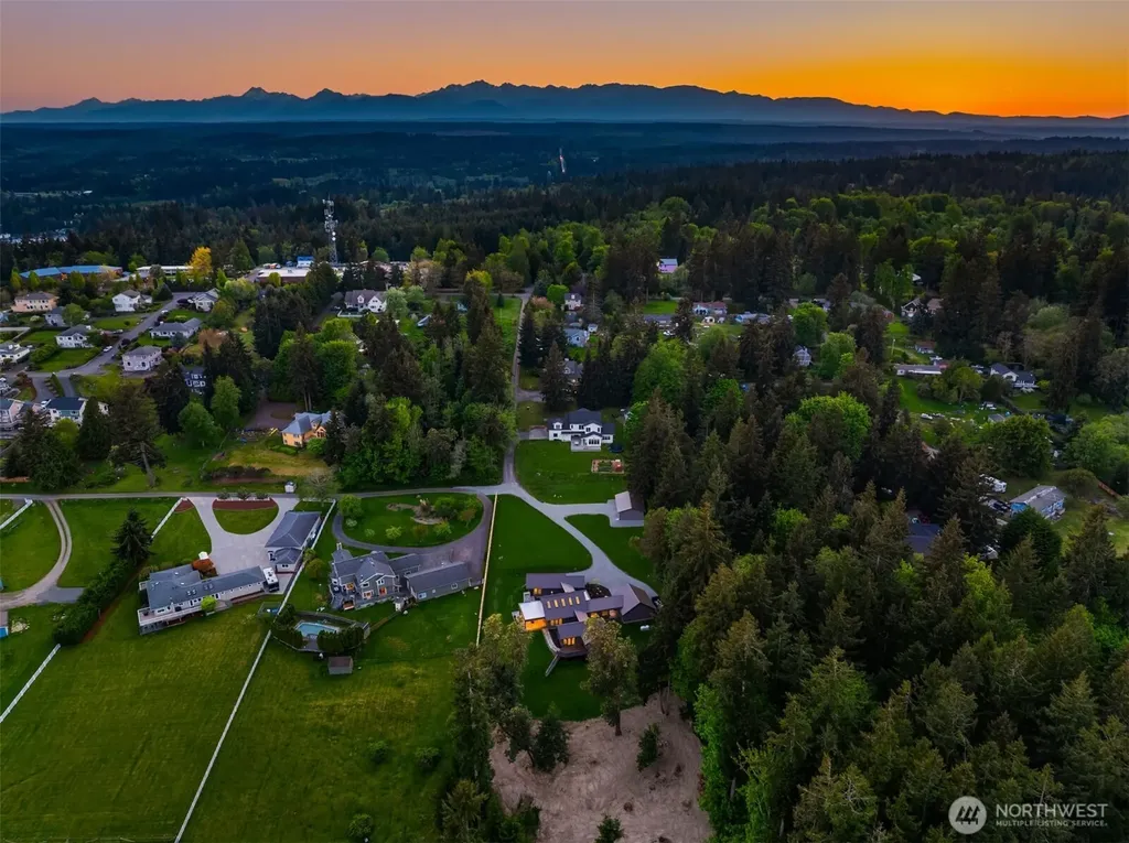 26868 Sunnyview Lane NE Kingston WA 98346