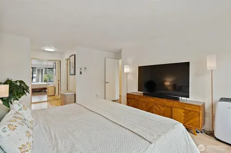610 Wheeler Street Seattle WA 98109