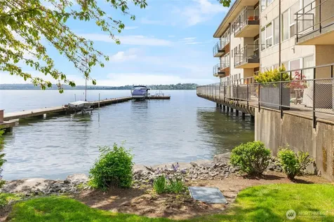 6201 Lake Washington Boulevard NE Kirkland WA 98033
