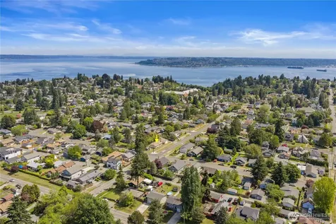 4915 N 37th Street Tacoma WA 98407