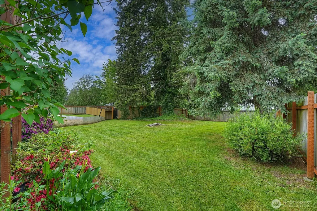 2132 Firland Drive Puyallup WA 98371