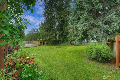 2132 Firland Drive Puyallup WA 98371